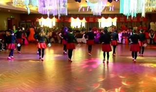 交谊舞适合什么年龄的人来跳 中老年交谊舞培训班